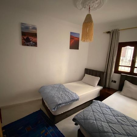Mira Guest House ทากาเซาท์ ภายนอก รูปภาพ