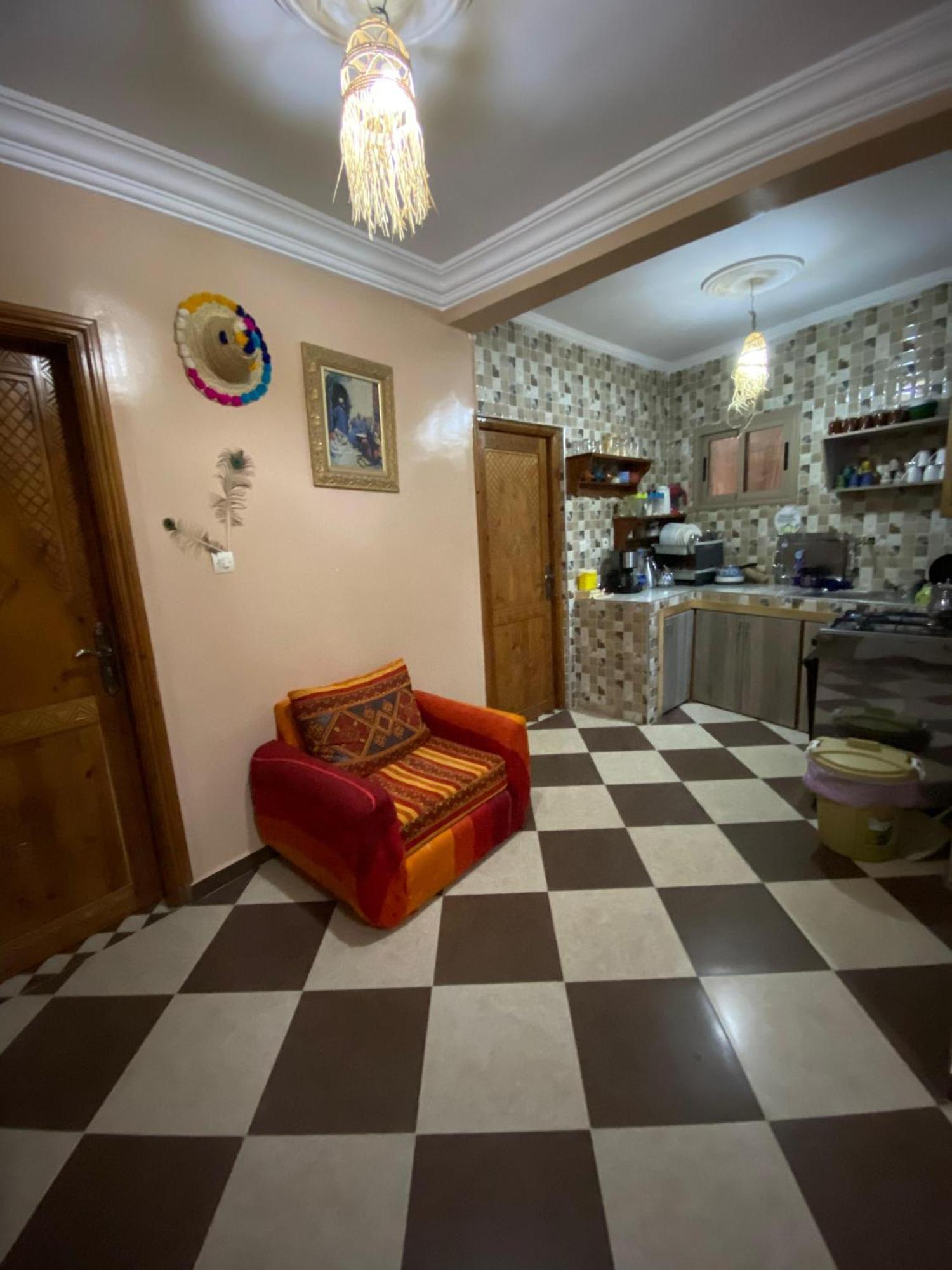 Mira Guest House ทากาเซาท์ ภายนอก รูปภาพ