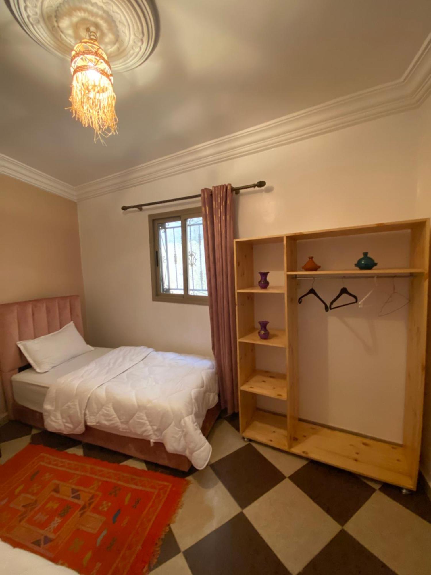 Mira Guest House ทากาเซาท์ ภายนอก รูปภาพ
